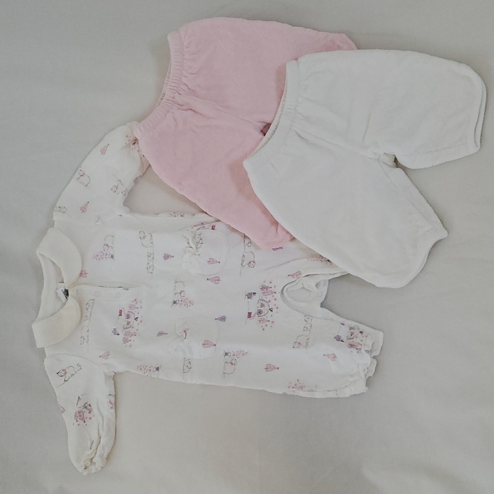 Gap Baby Girl Bundle | Infant Bodysuit and Pants